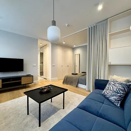 Old Town Luxury Apartment