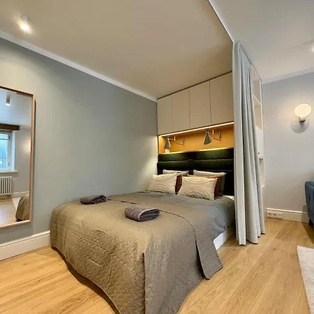 Old Town Luxury Apartment