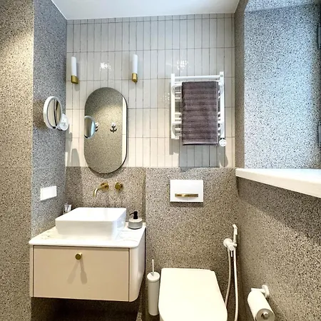 Old Town Luxury Apartment