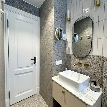 Apartment Old Town Luxury *