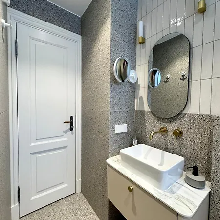 Апартаменты Old Town Luxury *
